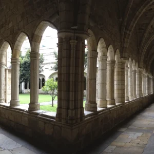 Visita la Catedral de Santander