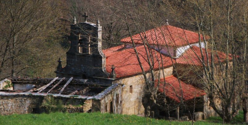 Ermita Virgen de los Remedios en Luena